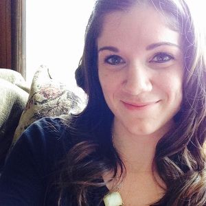 Meet your Posher, Ambria